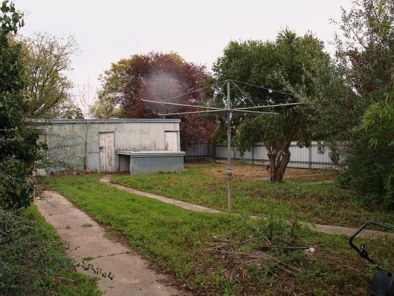 86 Neale Street, Kennington VIC 3550