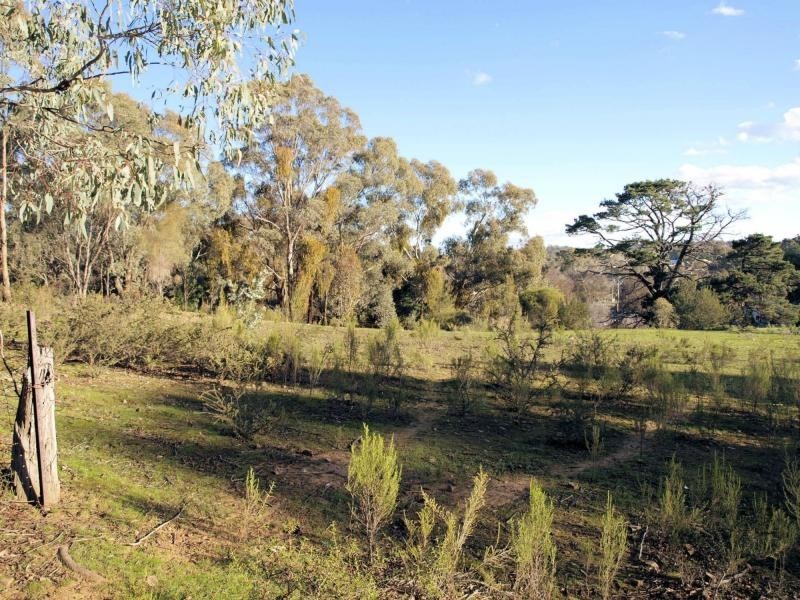 2 Barrack Street, Heathcote VIC 3523