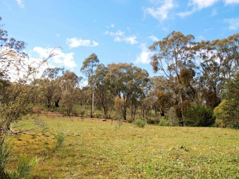 2 Barrack Street, Heathcote VIC 3523