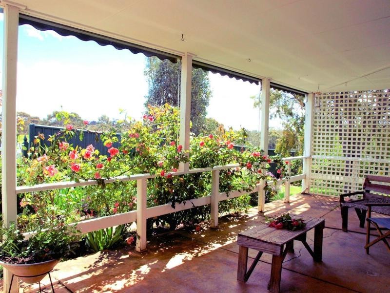 145 Heathcote-Redesdale Road, Heathcote VIC 3523