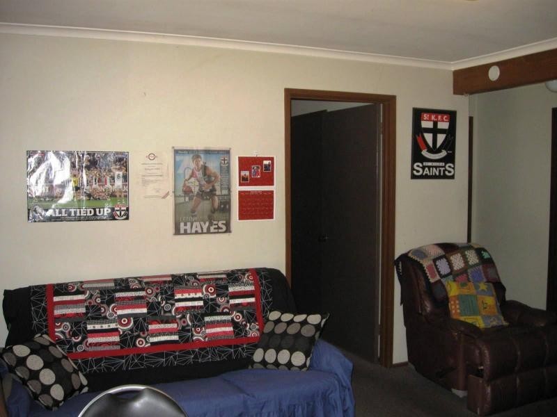 1 & 2/2 Hunter Avenue, California Gully VIC 3556