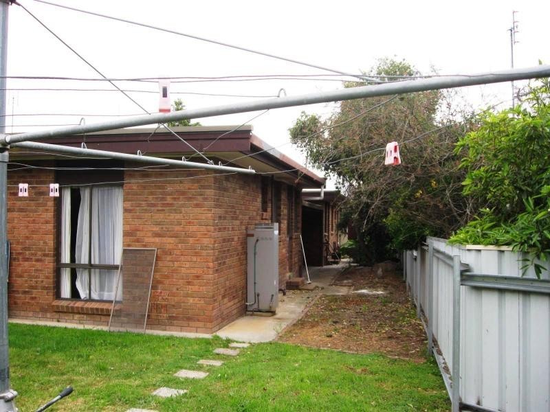 1 & 2/2 Hunter Avenue, California Gully VIC 3556