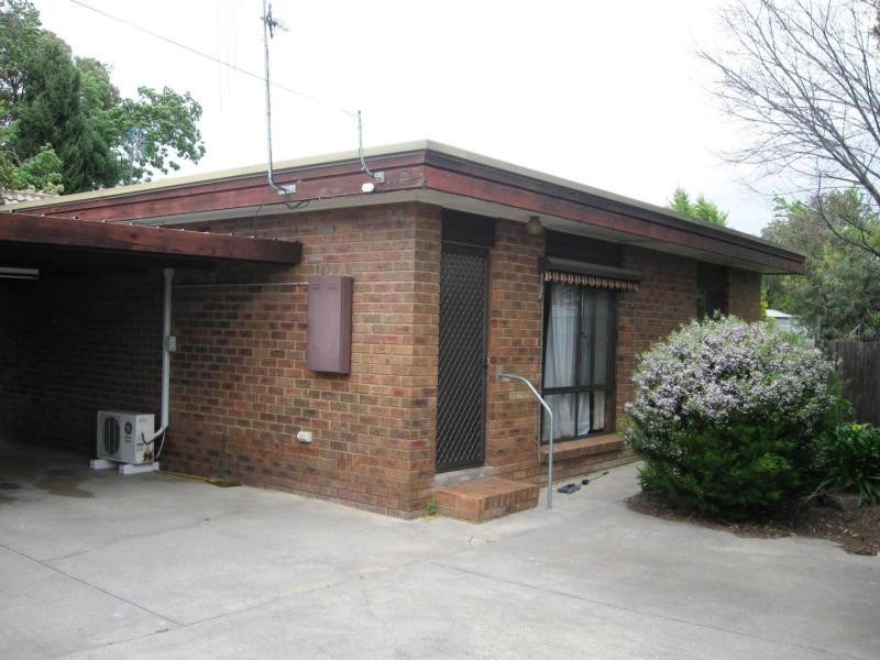 1 & 2/2 Hunter Avenue, California Gully VIC 3556