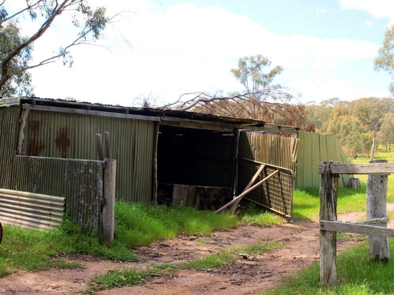 215 Hirds Road, Heathcote VIC 3523