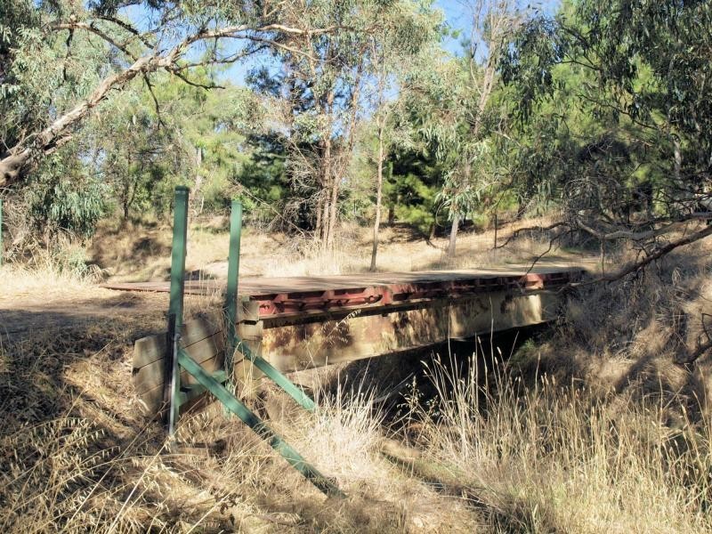 Ravenswood VIC 3453
