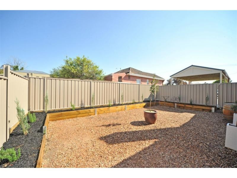 31 Booth Street, Golden Square VIC 3555