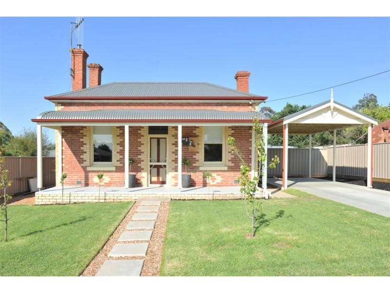 31 Booth Street, Golden Square VIC 3555