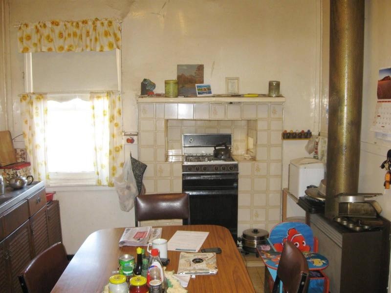 8 Barrell Street, Eaglehawk VIC 3556
