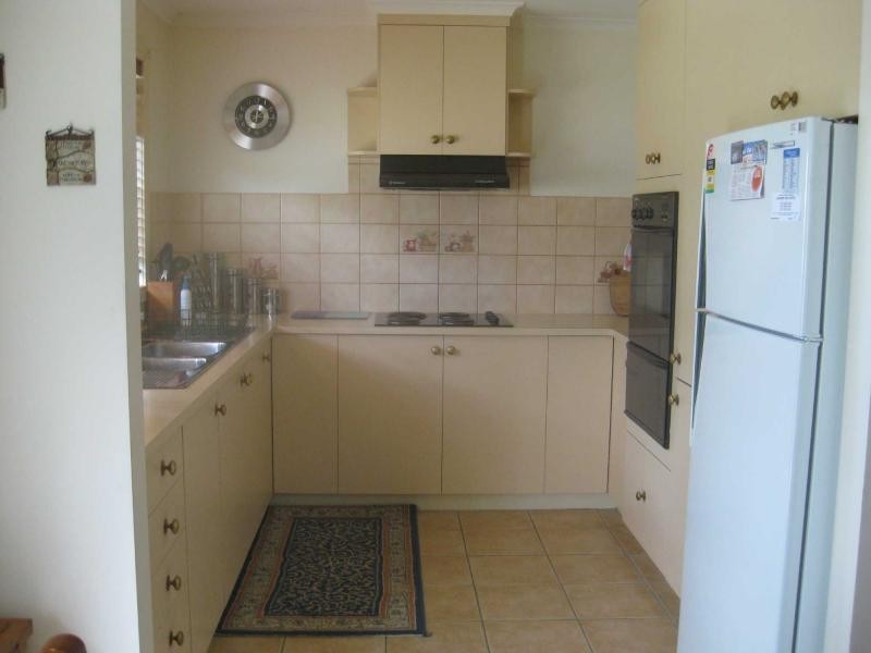 2 Henderson Street, Golden Square VIC 3555