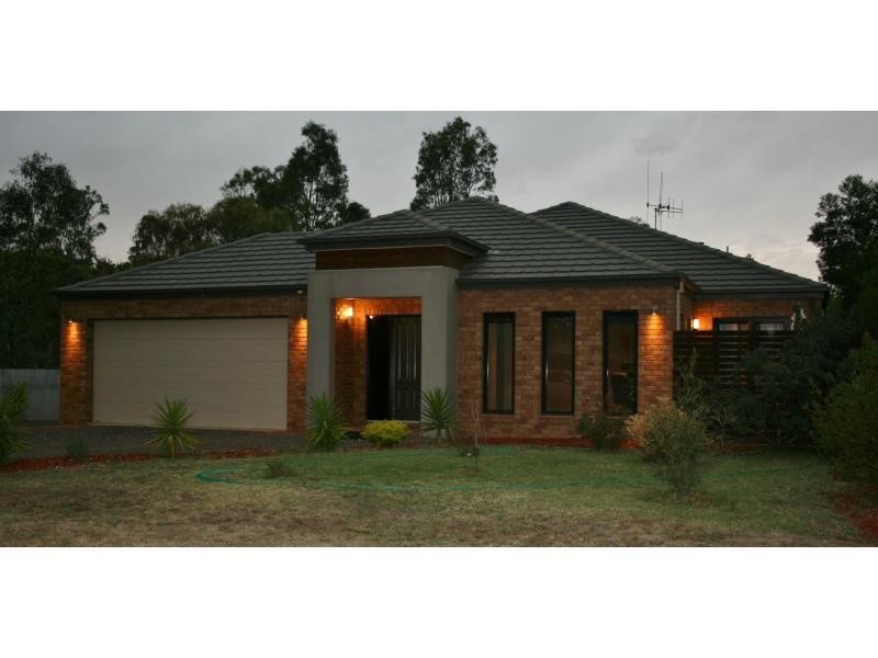68 High Street, Marong VIC 3515