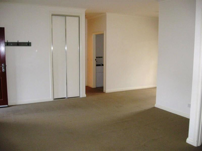 Unit 1 14 Peg Leg Road, Eaglehawk VIC 3556