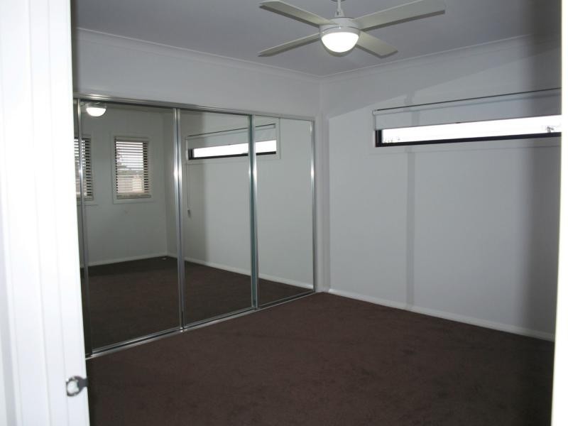 1 /31 Booth Street, Golden Square VIC 3555