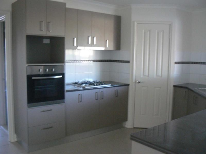 11 Rosewood Mews, Golden Square VIC 3555