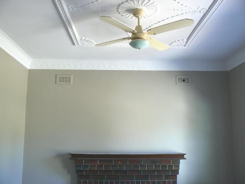 Unit 1/23 Nish Street, Flora Hill VIC 3550