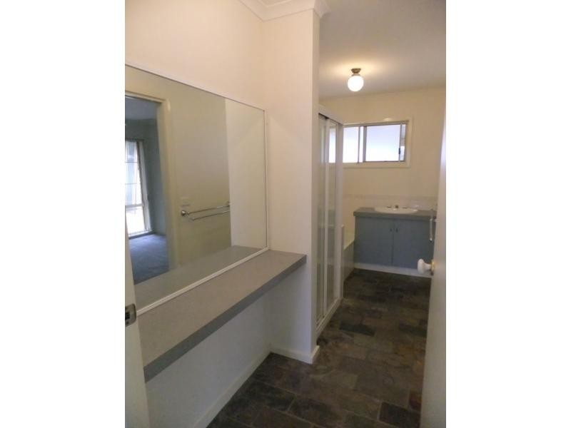 20 Wade Lane, Golden Square VIC 3555