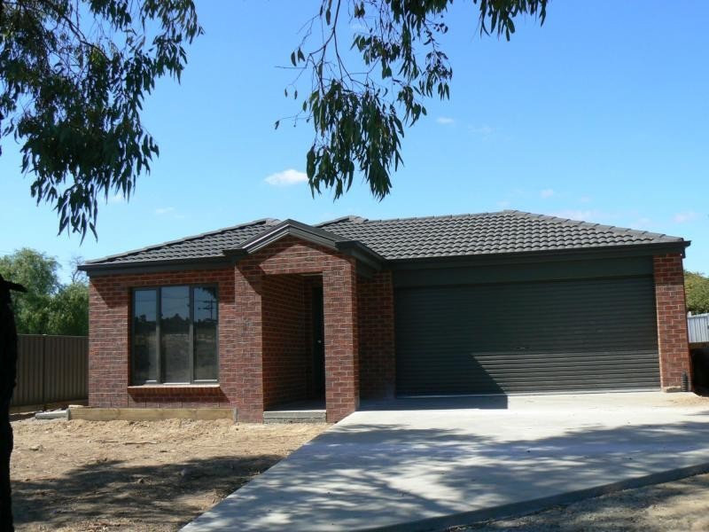 47 Creeth Street, Long Gully VIC 3550
