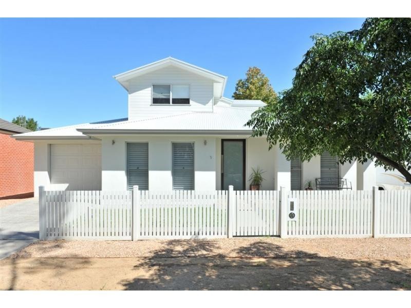 5 Barry Street, Bendigo VIC 3550