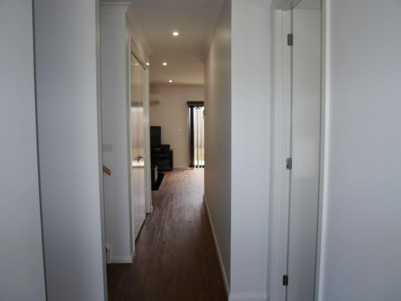 2 /31 Booth Street, Golden Square VIC 3555