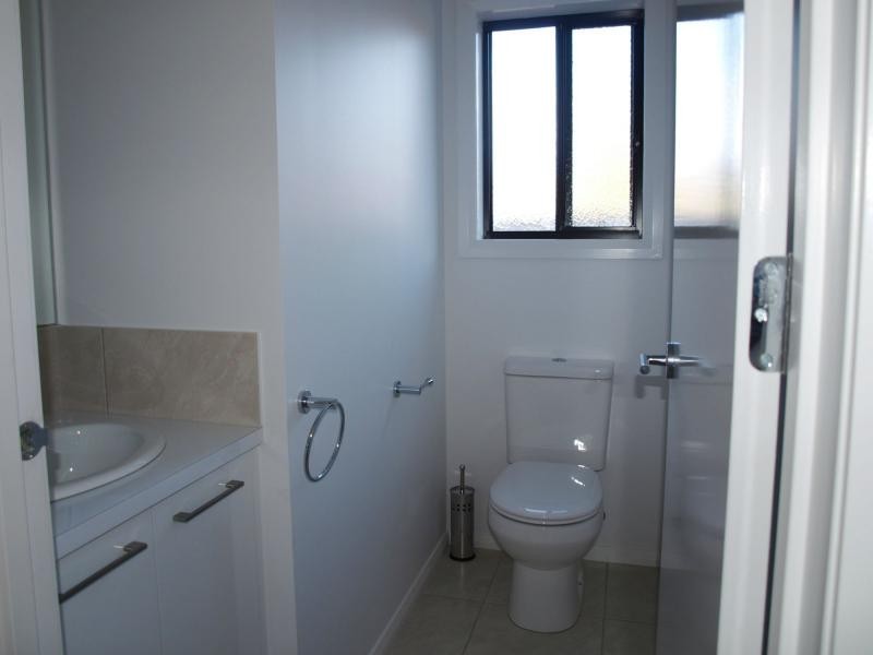 2 /31 Booth Street, Golden Square VIC 3555