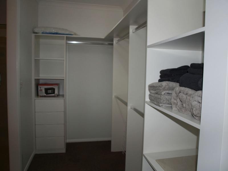 2 /31 Booth Street, Golden Square VIC 3555