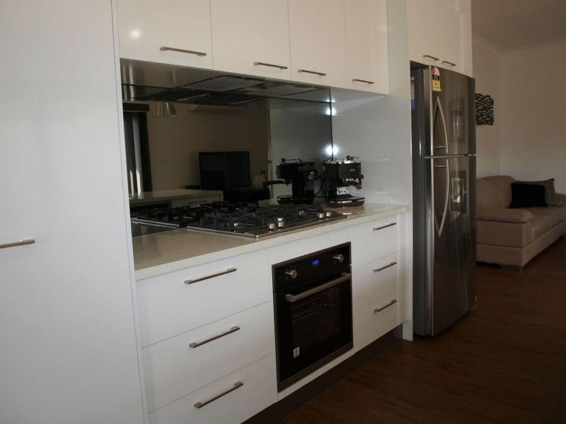 2 /31 Booth Street, Golden Square VIC 3555