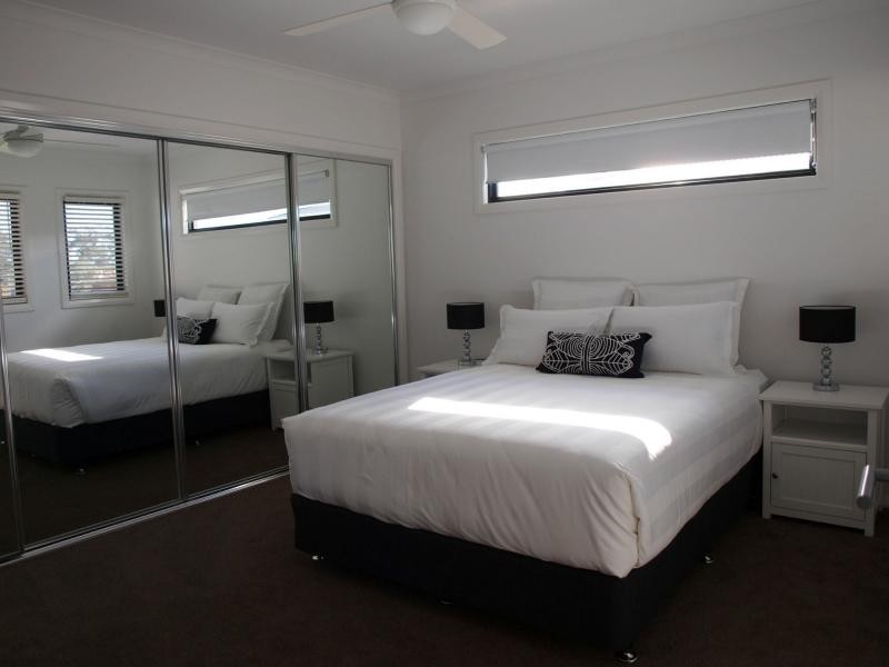 2 /31 Booth Street, Golden Square VIC 3555