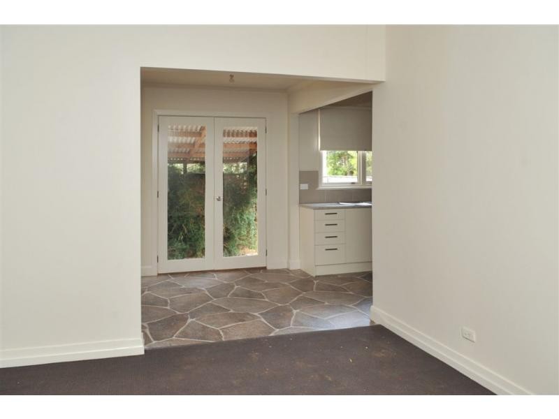 336 Station Street, Epsom VIC 3551