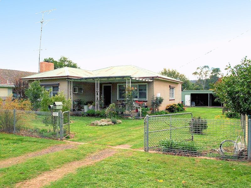 70 Wright Street, Heathcote VIC 3523