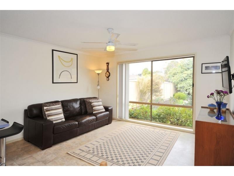 2/7 Allingham Street, Golden Square VIC 3555