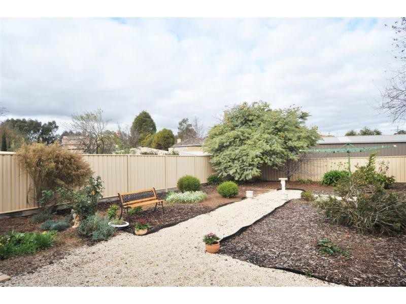 2/7 Allingham Street, Golden Square VIC 3555