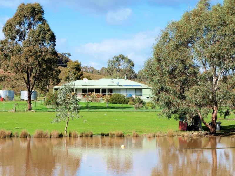 111 Doolan Crescent, Heathcote VIC 3523