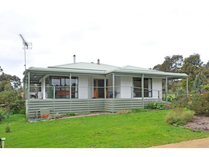 111 Doolan Crescent, Heathcote VIC 3523