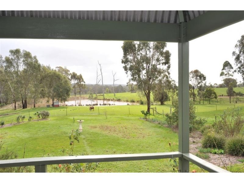 111 Doolan Crescent, Heathcote VIC 3523