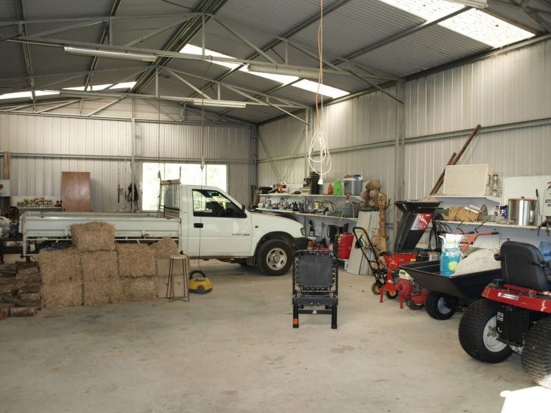 111 Doolan Crescent, Heathcote VIC 3523