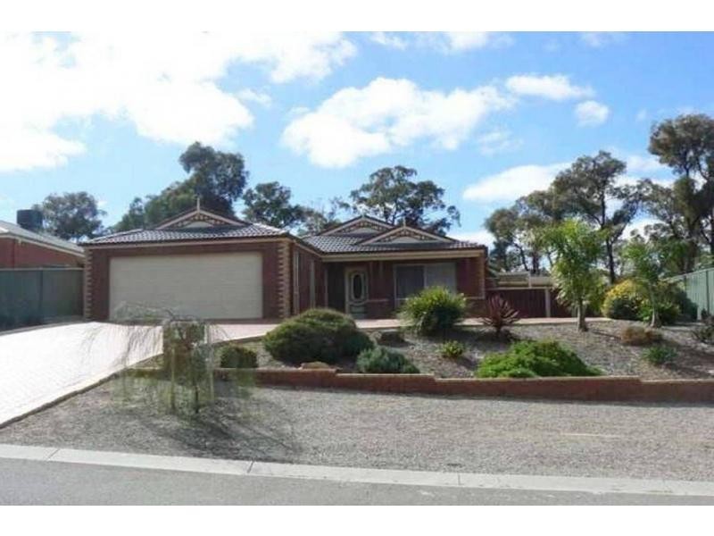 24 Aspera Way, Kangaroo Flat VIC 3555