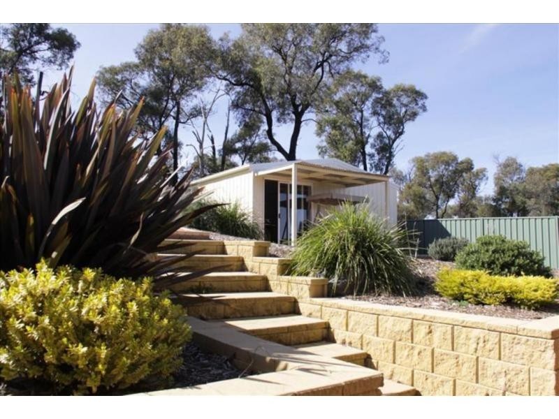 24 Aspera Way, Kangaroo Flat VIC 3555