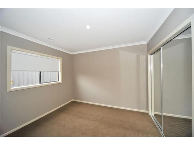 27 Bentley Terrace, Quarry Hill VIC 3550