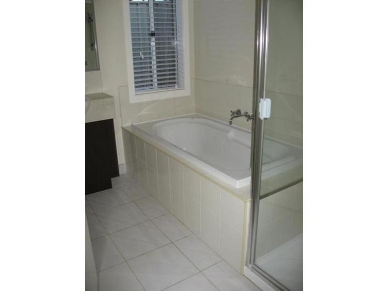 41 Manna Gum Drive, Epsom VIC 3551