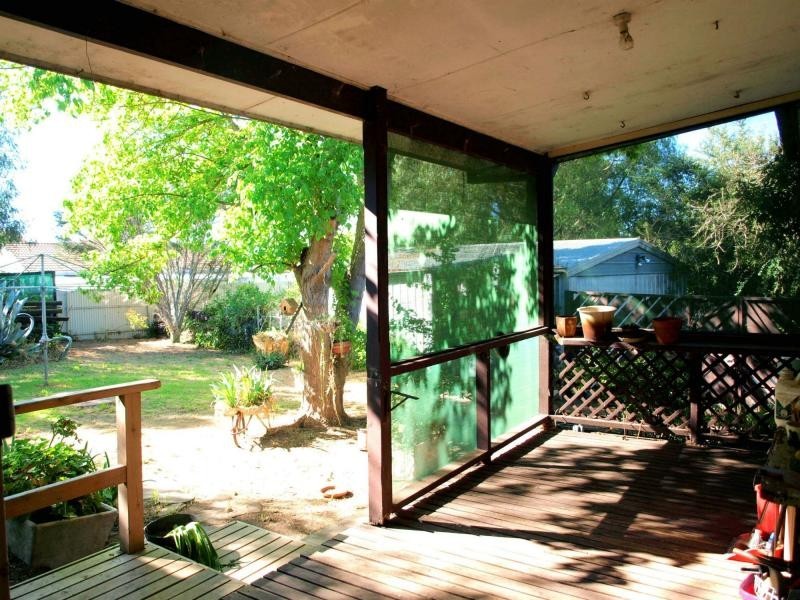 26 Mitchell Street, Heathcote VIC 3523