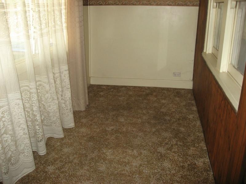 18 Robinson Street, Long Gully VIC 3550