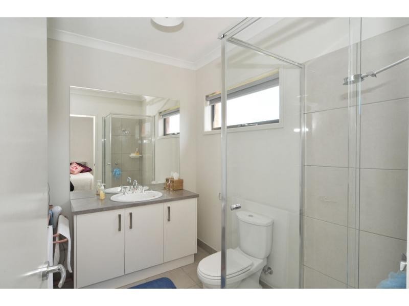 2 Peninsula Drive, Eaglehawk VIC 3556
