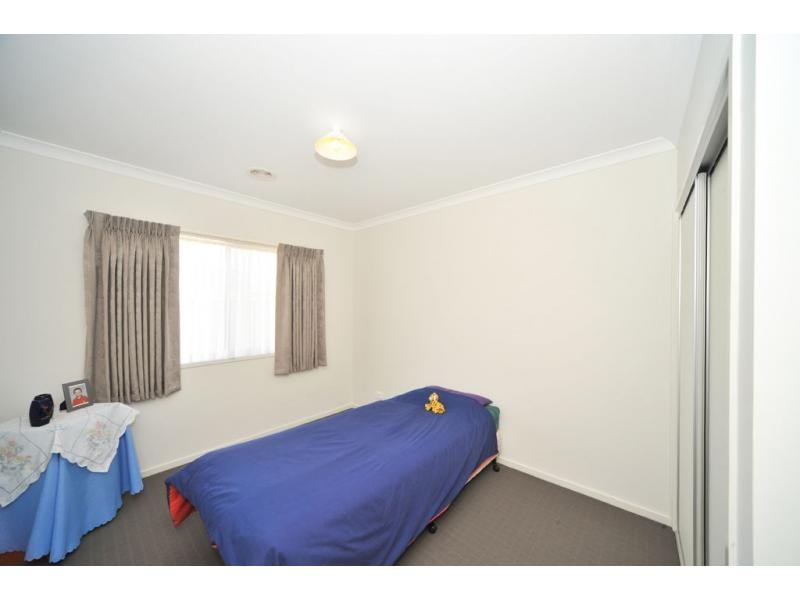 2 Peninsula Drive, Eaglehawk VIC 3556