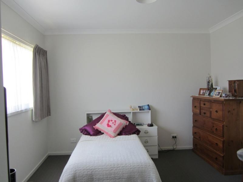 2 Peninsula Drive, Eaglehawk VIC 3556
