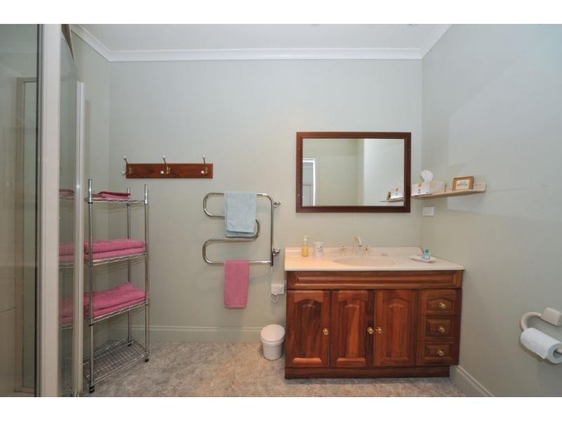2 Peg Leg Road, Eaglehawk VIC 3556
