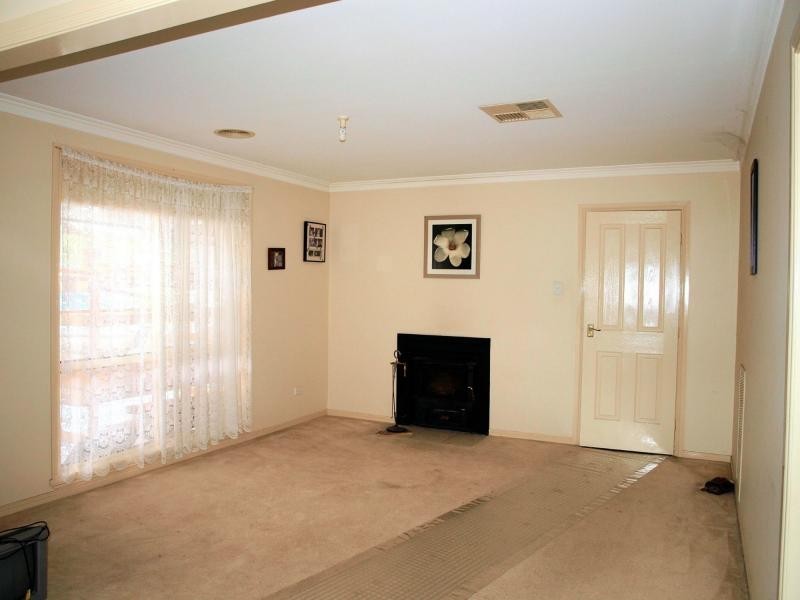 5 Ebden Street, Heathcote VIC 3523