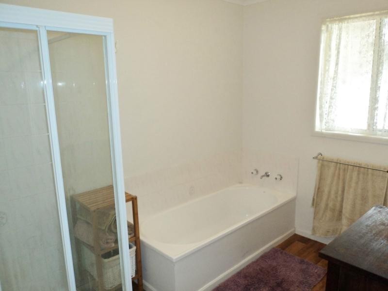 16 Banool Street, Golden Square VIC 3555