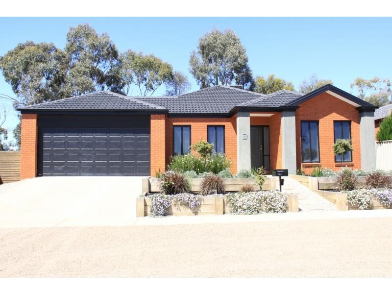 23 Ambrosia Rise, Epsom VIC 3551