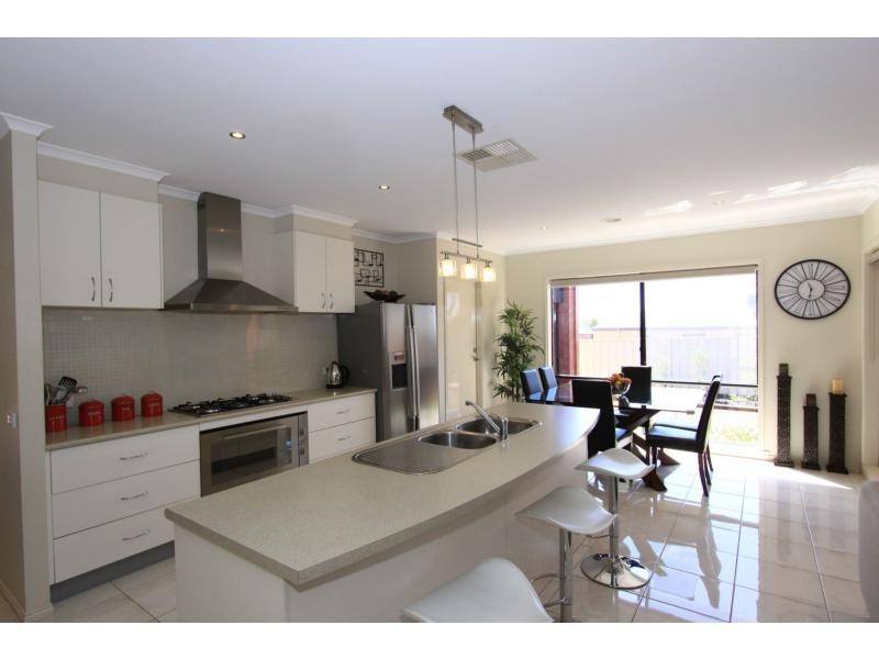 23 Ambrosia Rise, Epsom VIC 3551