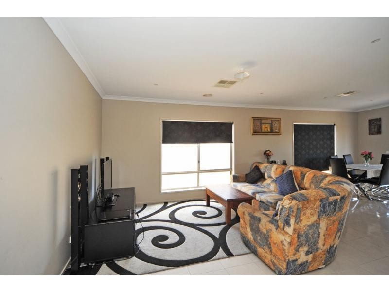 3/33 Strickland Road, East Bendigo VIC 3550