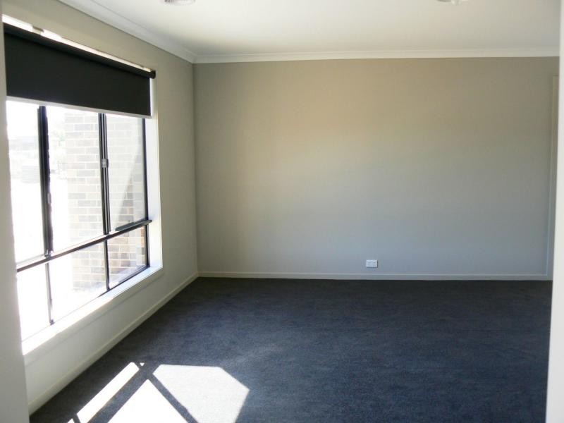 2 Yellowgum Drive, Epsom VIC 3551